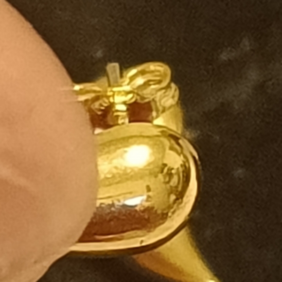 18k Saudi Gold Teardrop Earrings Gold Lock Also Real Gold Pawnable - Picture 5 of 7